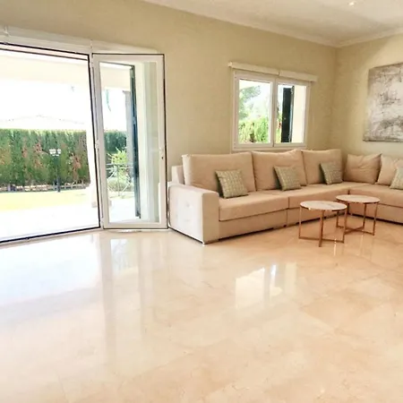 Modern Oasis In Scenic Mallorca Βίλα *